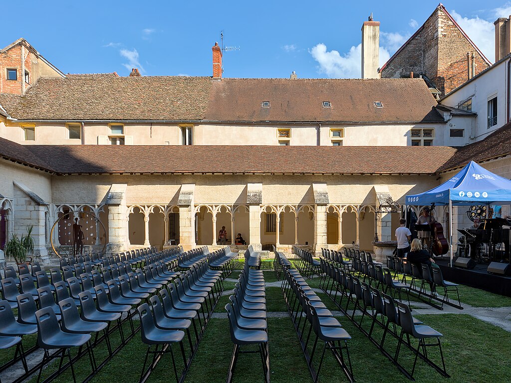 Douche sénior Chalon-sur-Saône